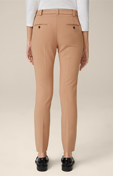 Pantalon de tailleur en crêpe, couleur camel