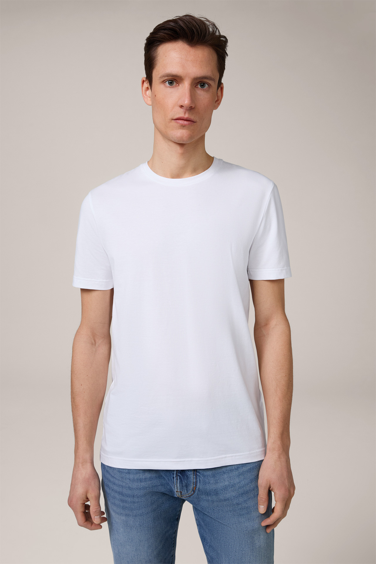T-shirts en coton mélangé à deux poches, avec du stretch et du col rond, en blanc