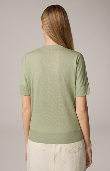 Tencel-Baumwoll-Shirt mit V-Ausschnitt in Hellgrün