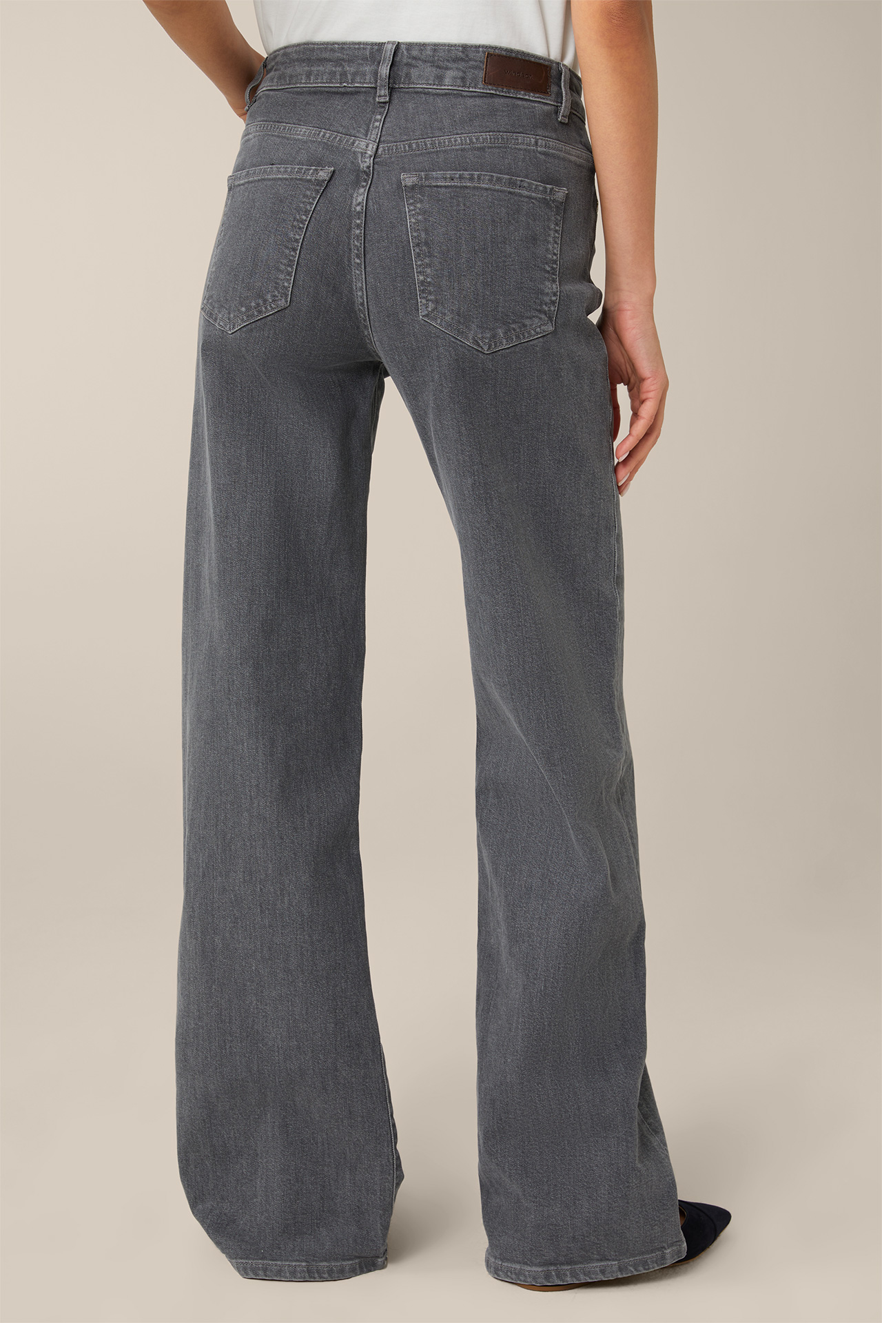 Pantalon en jean Marlene, en gris délavé