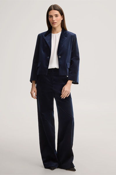 Führt zu Produktdetailseite „Samt-Palazzo-Hose in Navy"