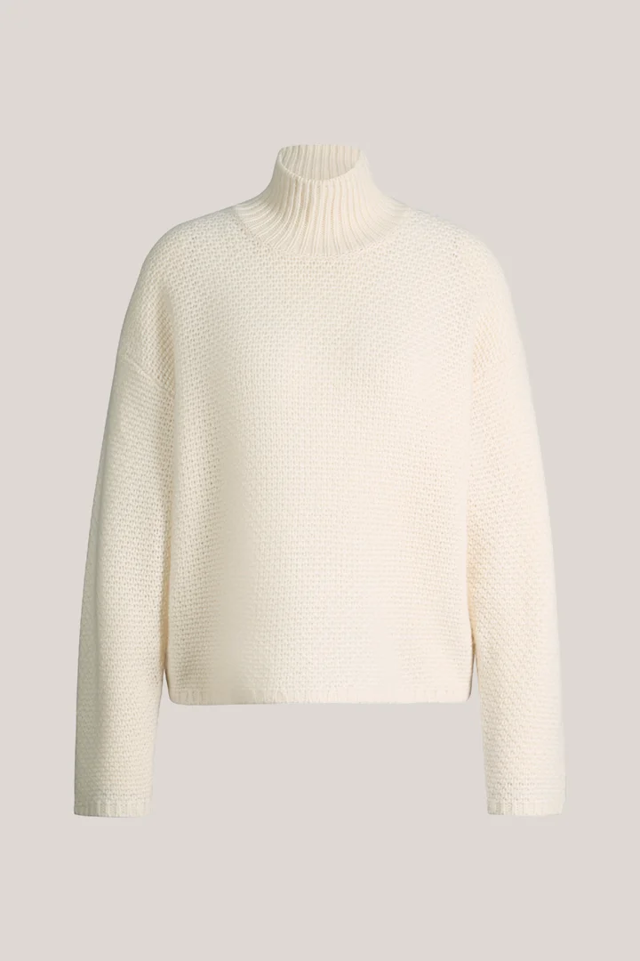 Leads to product detail page "Ecru cashmere stand-up collar jumper"