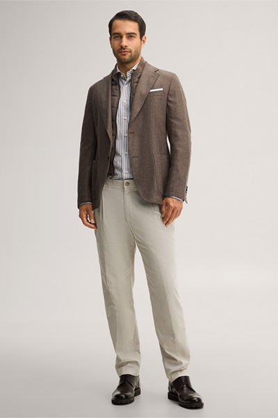 Leads to product detail page "Wool-blend suit jacket with inlay in brown"