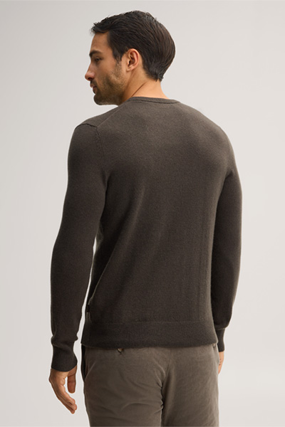 Führt zu Produktdetailseite „Cashmere-Rundhals-Pullover in Oliv"