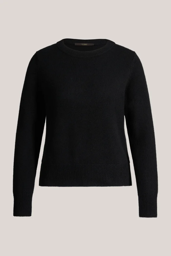 Leads to product detail page "Black cashmere jumper"