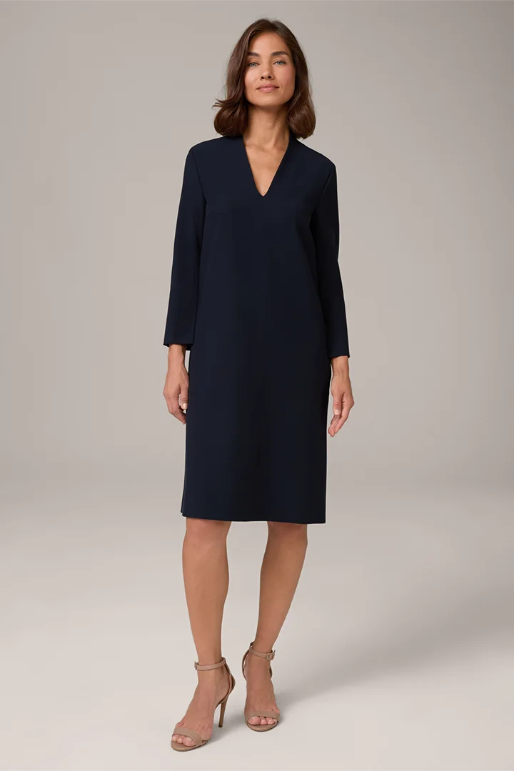 Führt zu Produktdetailseite „Crêpe-Eggshape-Kleid in Navy"