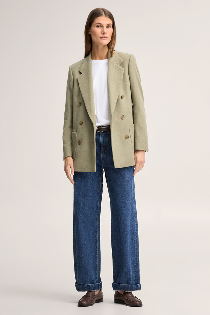 Accède à la page de détails du look « Shop the Look »