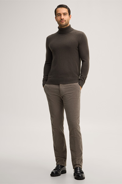 Leads to product detail page "Olive cashmere roll-neck jumper"