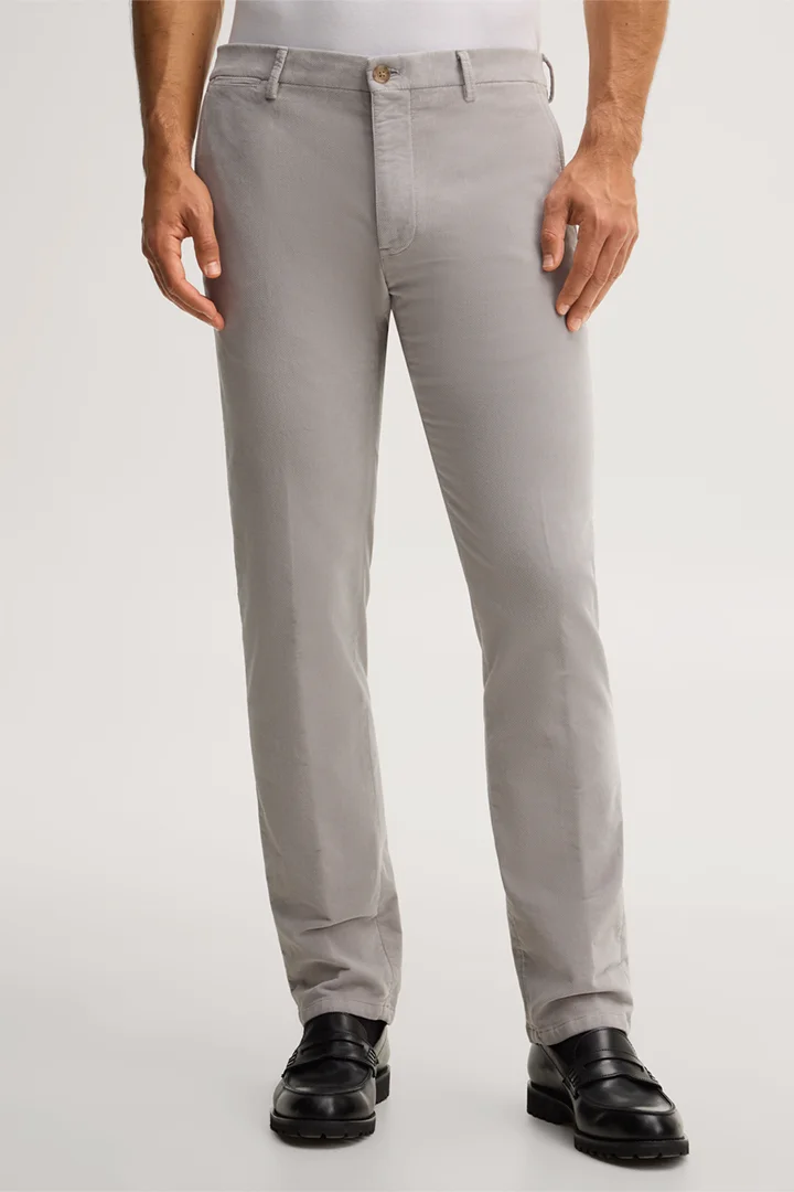 Leads to product detail page "Grey cotton chinos"