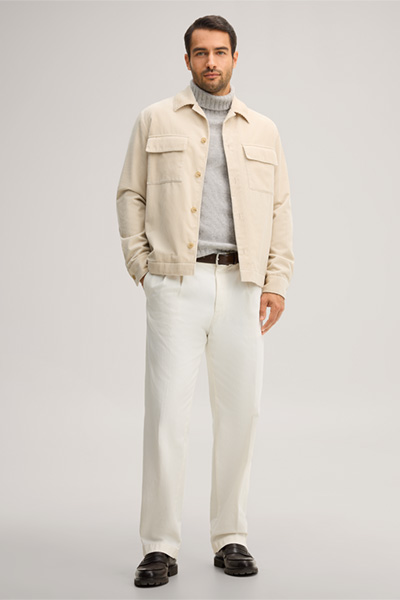 Führt zu Produktdetailseite „Cord-Overshirt in Beige"