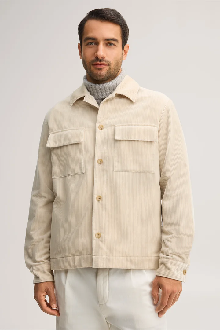 Führt zu Produktdetailseite „Cord-Overshirt in Beige"