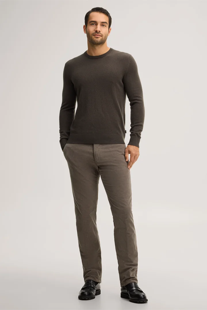 Führt zu Produktdetailseite „Cashmere-Rundhals-Pullover in Oliv"