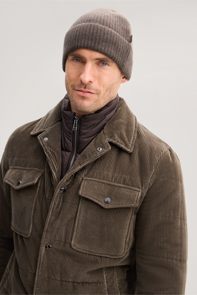Führt zu Produktdetailseite „Cashmere-Mütze in Hellbraun"