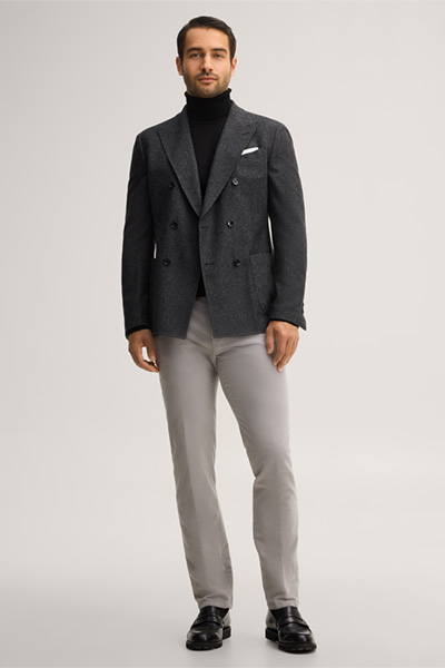 Leads to product detail page "Wool-blend double-breasted jacket with silk in anthracite-black"