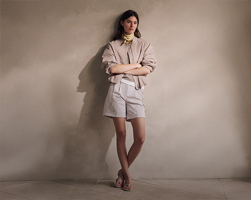 NAVITEATER-SHOR-PICK-JACKE-SANDALS.jpg