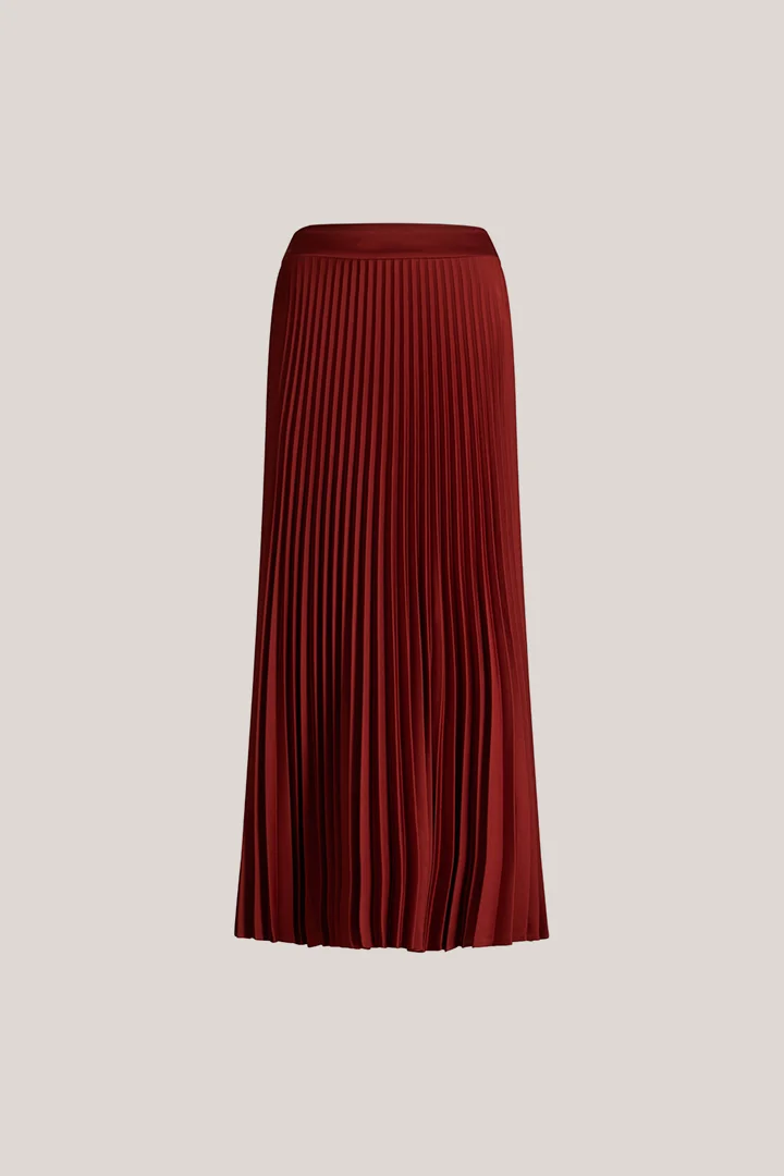windsor. presents the product Crepe-Maxi-Plissee-Faltenrock in Dunkelrot from the category Skirts as a cut-out