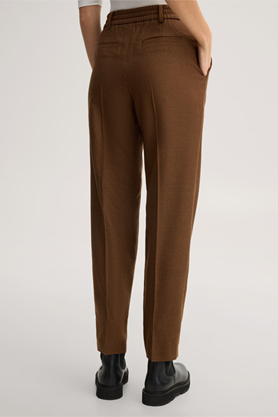 Führt zu Produktdetailseite „Schurwollmix-Bundfalten-Hose im Jogger Stil in Braun"