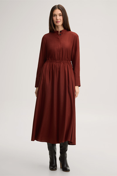 Leads to product detail page "Dark red wool crepe dress with a stand-up collar"