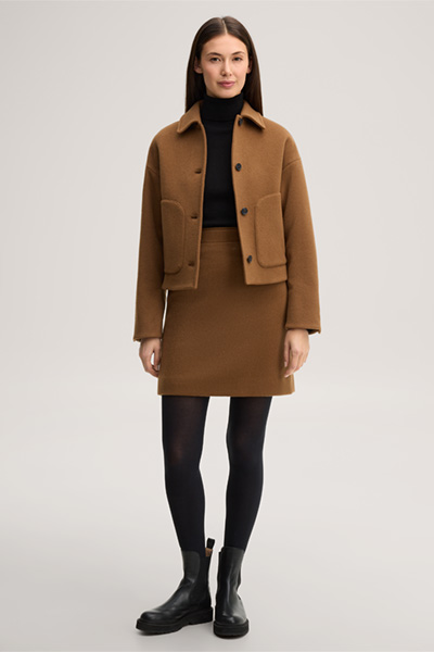 Mène à la page produit « Jupe-coupe-botte en laine brossée, couleur caramel »