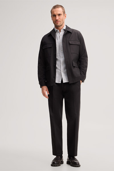 Führt zu Produktdetailseite „Modular trousers in a virgin wool and cotton blend, in brown"