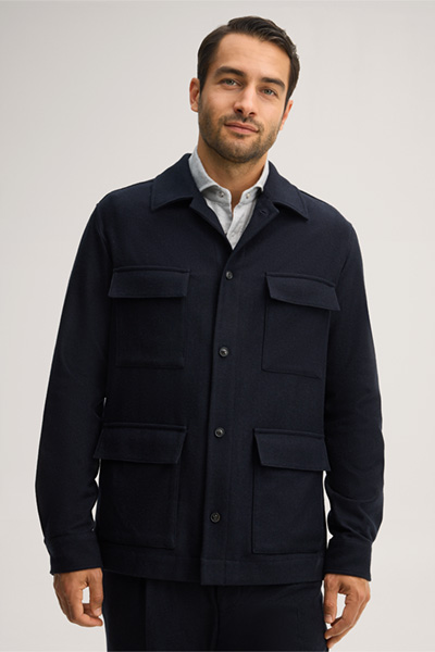 Führt zu Produktdetailseite „Cashmere-Overshirt in Navy"