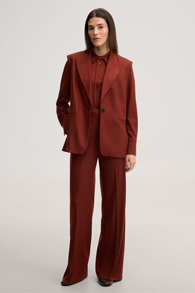Leads to product detail page "Dark red flannel and wool jersey Marlene trousers"