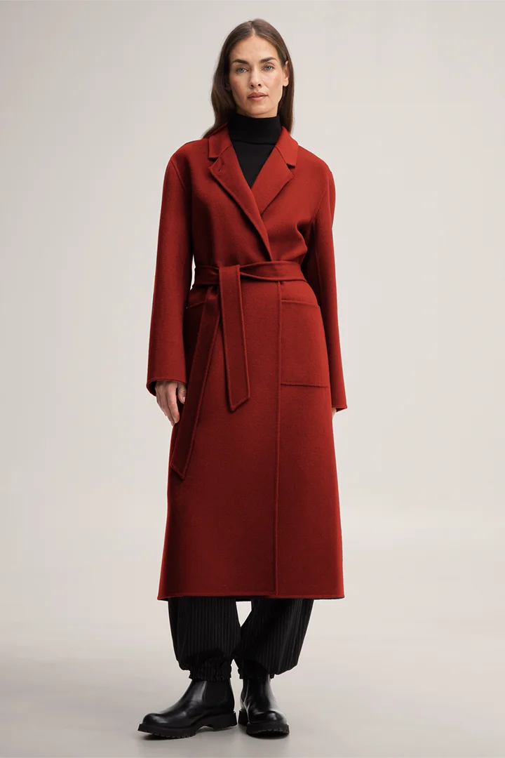 Leads to product detail page "Double-faced robe coat in dark red"