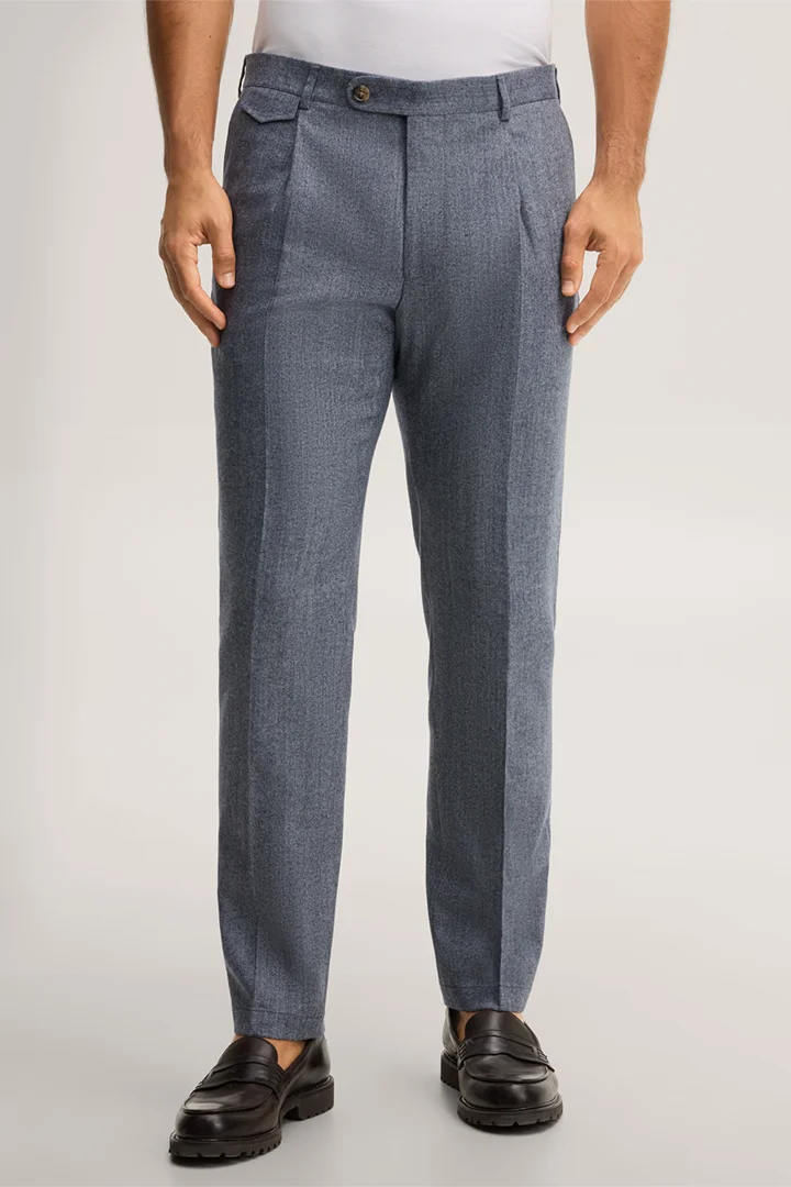 Führt zu Produktdetailseite „Wollmix-Baukasten-Hose mit Bundfalte in Blau meliert"