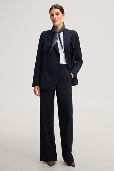 Leads to product detail page "Navy virgin wool crêpe Marlene trousers"