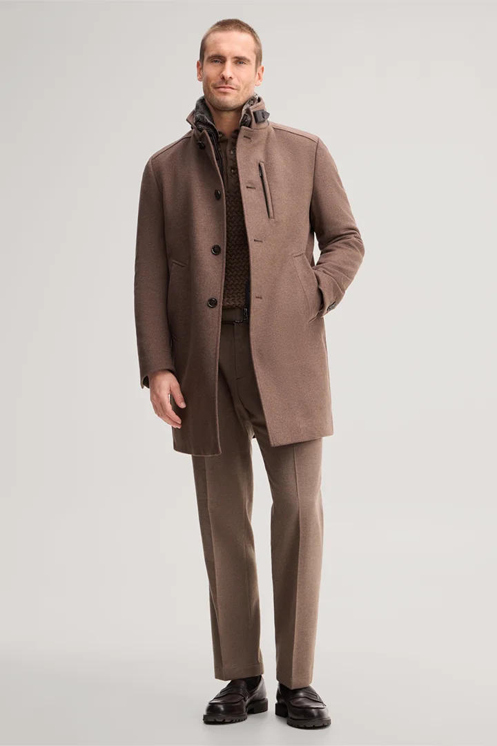 Leads to product detail page "Brown wool-blend stand-up collar coat with cashmere"