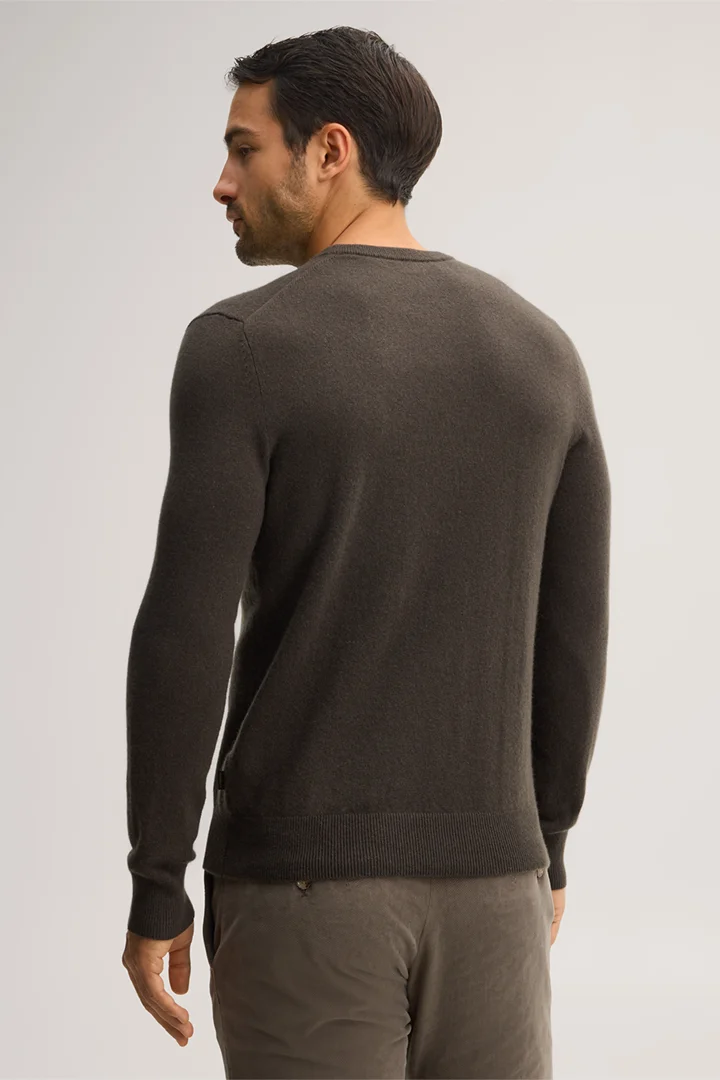 Führt zu Produktdetailseite „Cashmere-Rundhals-Pullover in Oliv"
