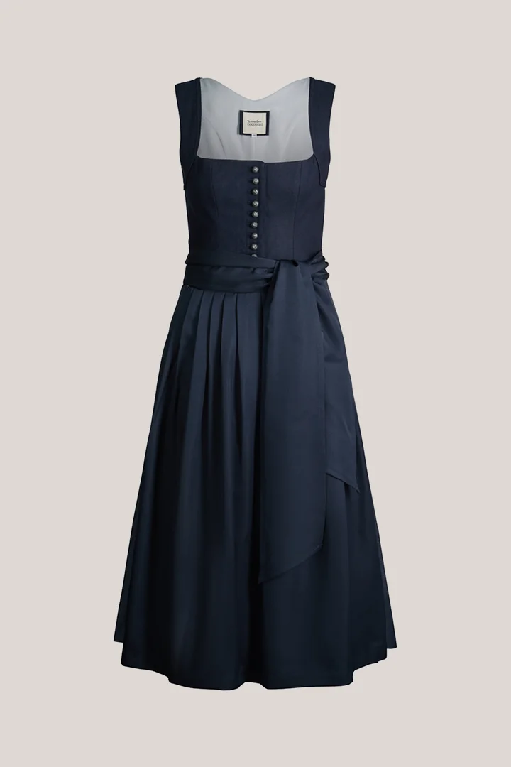 windsor. präsentiert das Produkt windsor x CocoVero Dirndl Hedi in Navy aus der Kategorie Trachten als Freisteller