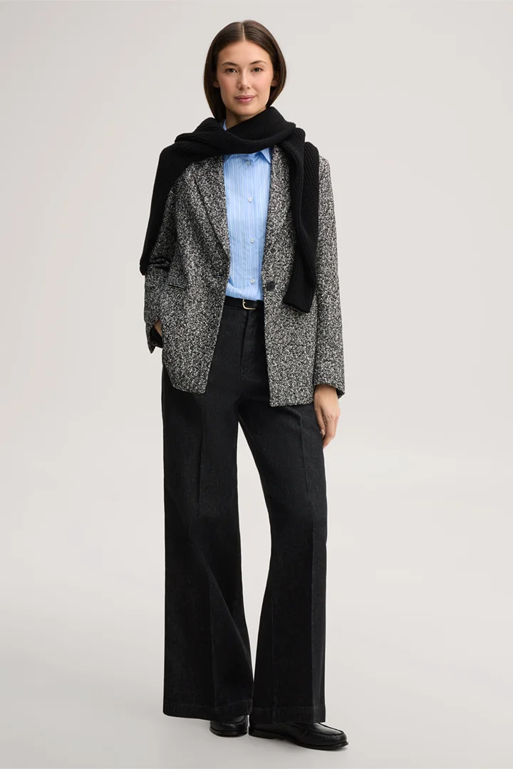 Führt zu Produktdetailseite „Schurwoll-Tweed-Blazer in Schwarz-Weiß"