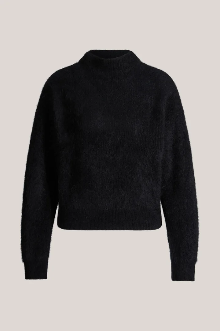 windsor. presents the product Brushed cashmere jumper with a stand-up collar in black from the category Knitwear as a cut-out