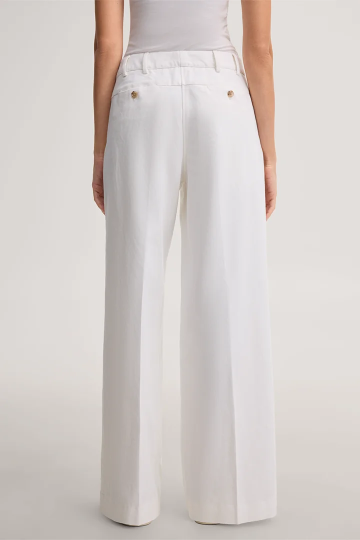 Mène à la page produit « Baumwollmix-Marlene-Hose mit weitem Bein in Ecru »