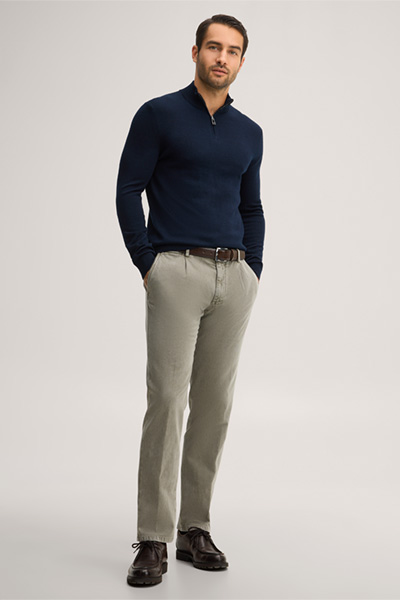 Führt zu Produktdetailseite „Woll-Troyer mit Cashmere und Seide in Navy"