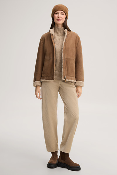 Führt zu Produktdetailseite „Lammfell-Velours-Lederjacke in Caramel"
