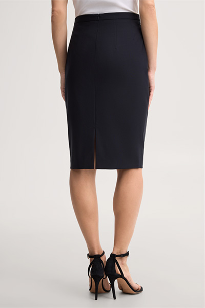 Mène à la page produit « Jupe crayon en laine vierge stretch, en bleu marine »