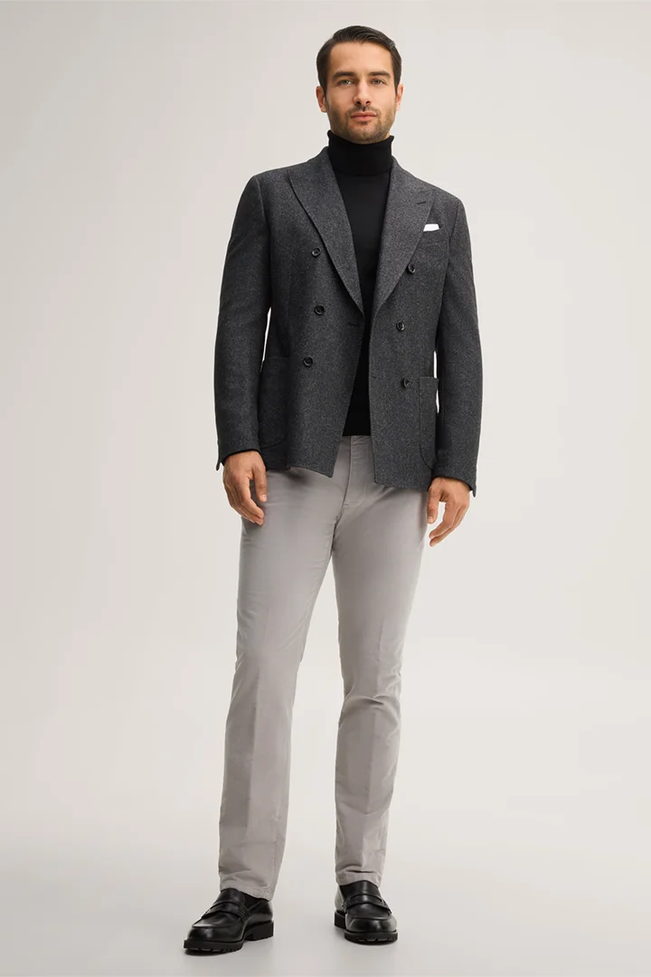 Führt zu Produktdetailseite „Woll-Rollkragen-Pullover mit Cashmere in Schwarz"
