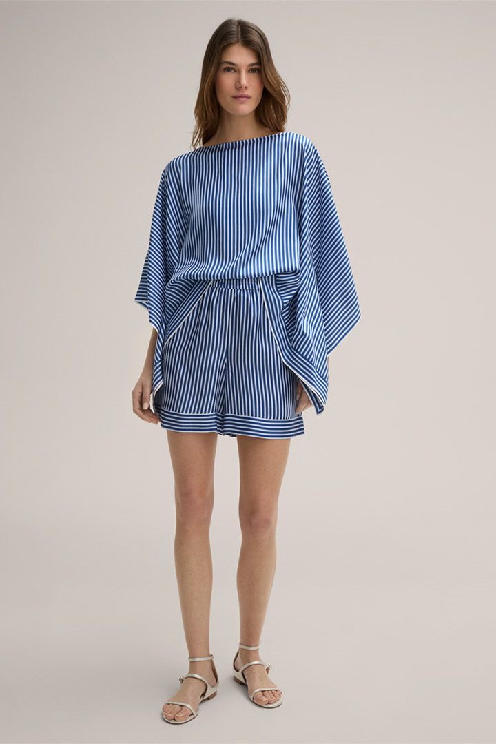 Shop the Look: Silk combination in striped blue
