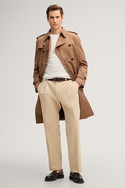 Cashmilo Knitted Pullover with Cashmere and Silk in Off-White