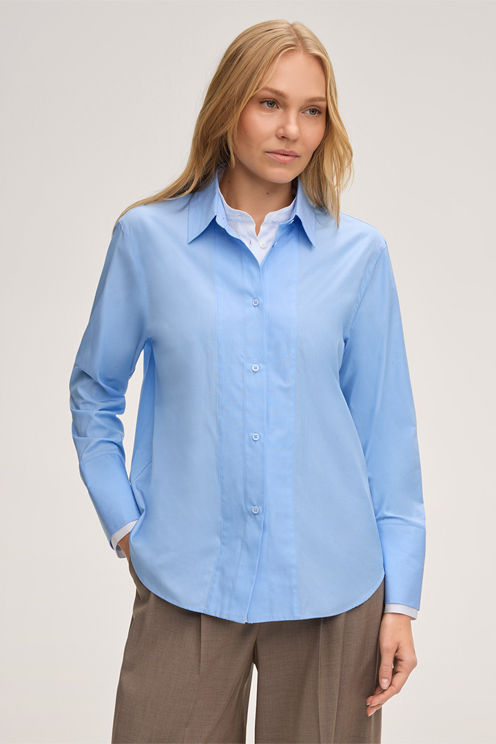Leads to product detail page "Poplin Cotton Shirt-style Blouse in Light Blue"