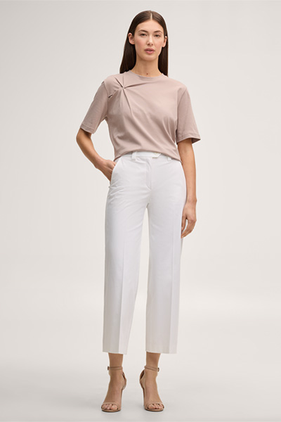 Leads to product detail page "Cotton interlock short-sleeved shirt with knot detail in taupe"