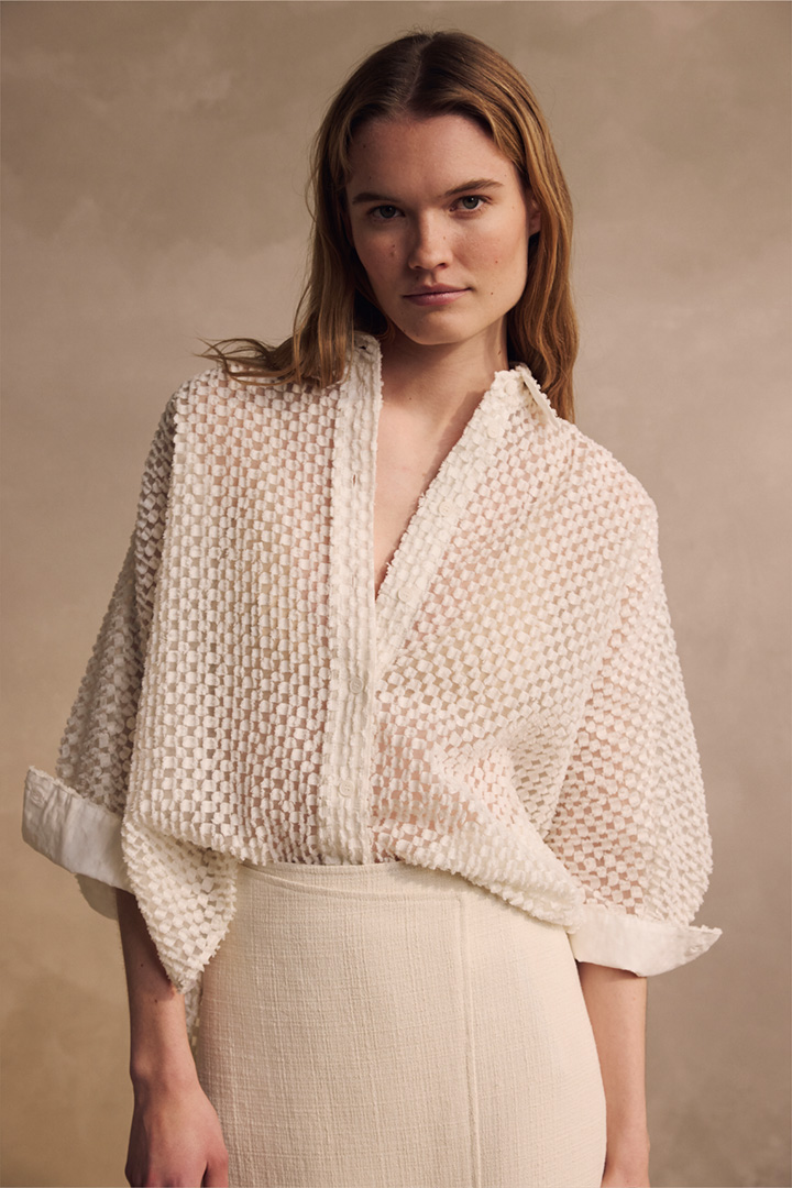 Führt zu Look-Detailseite „Shop the look“