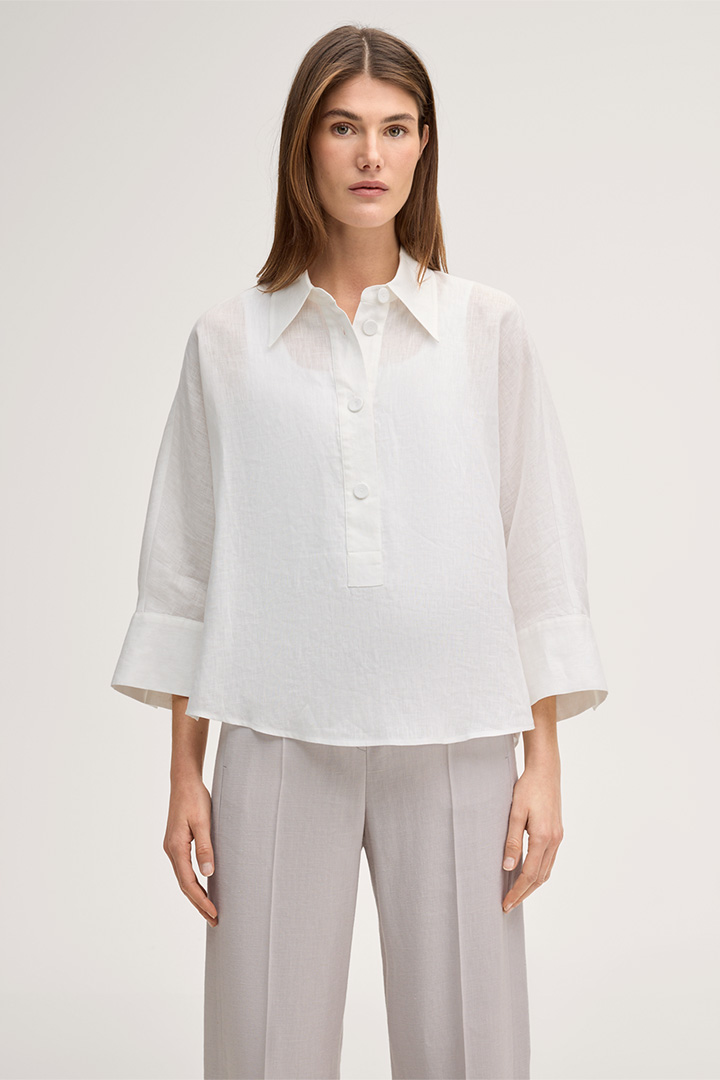 Führt zu Produktdetailseite „Leinen-Hemdbluse mit Umlegekragen in Ecru"