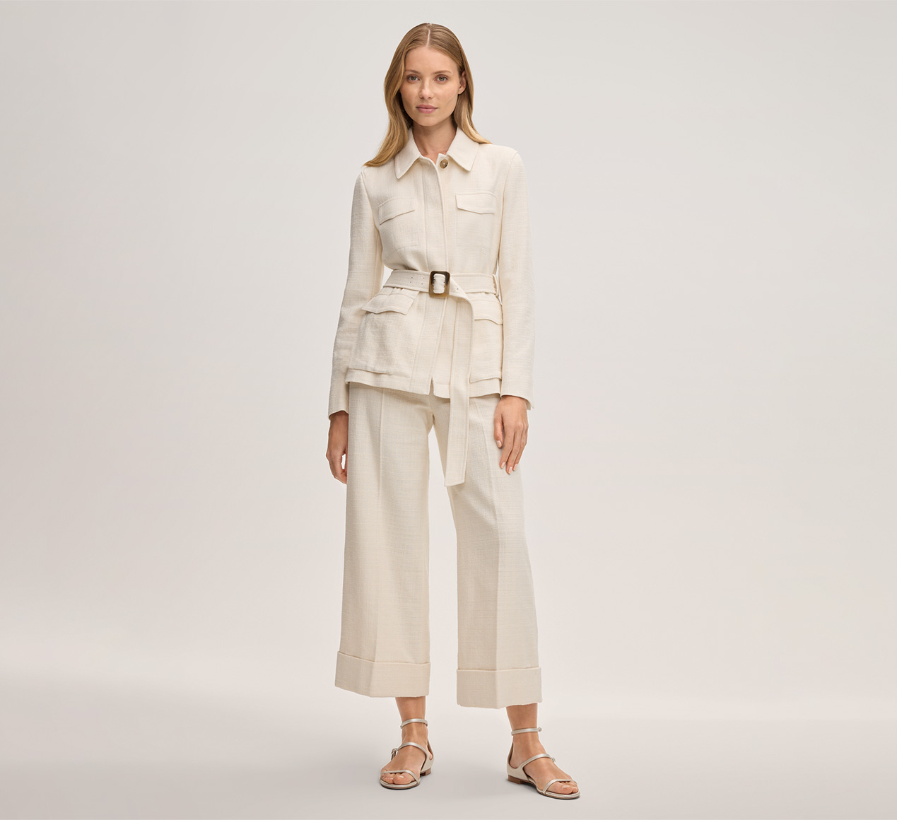 windsor. präsentiert das Produkt Baumwollmix-Hemd-Jacke in Ecru aus der Kategorie Jacken & Mäntel