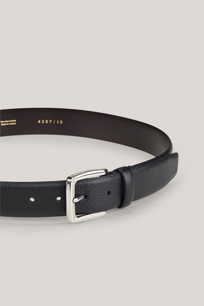 Black leather belt