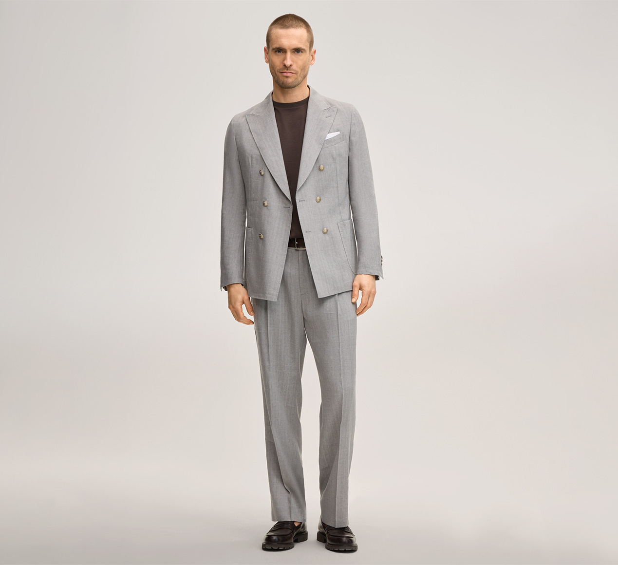 windsor. präsentiert das Produkt Schurwollmix-Hose Francos mit Bundfalte in Grau aus der Kategorie Hosen & Jeans