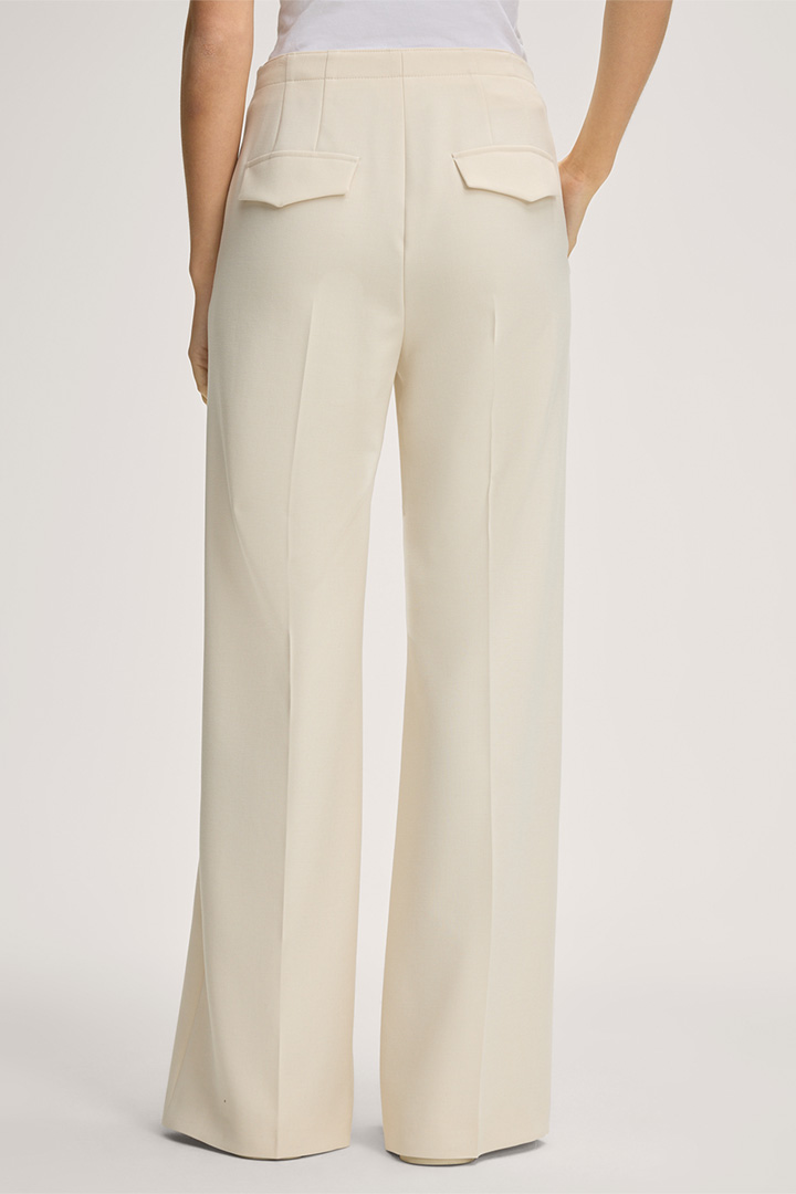 Crêpe Marlene Trousers in Cream