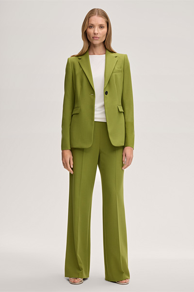 Crêpe Blazer in Green